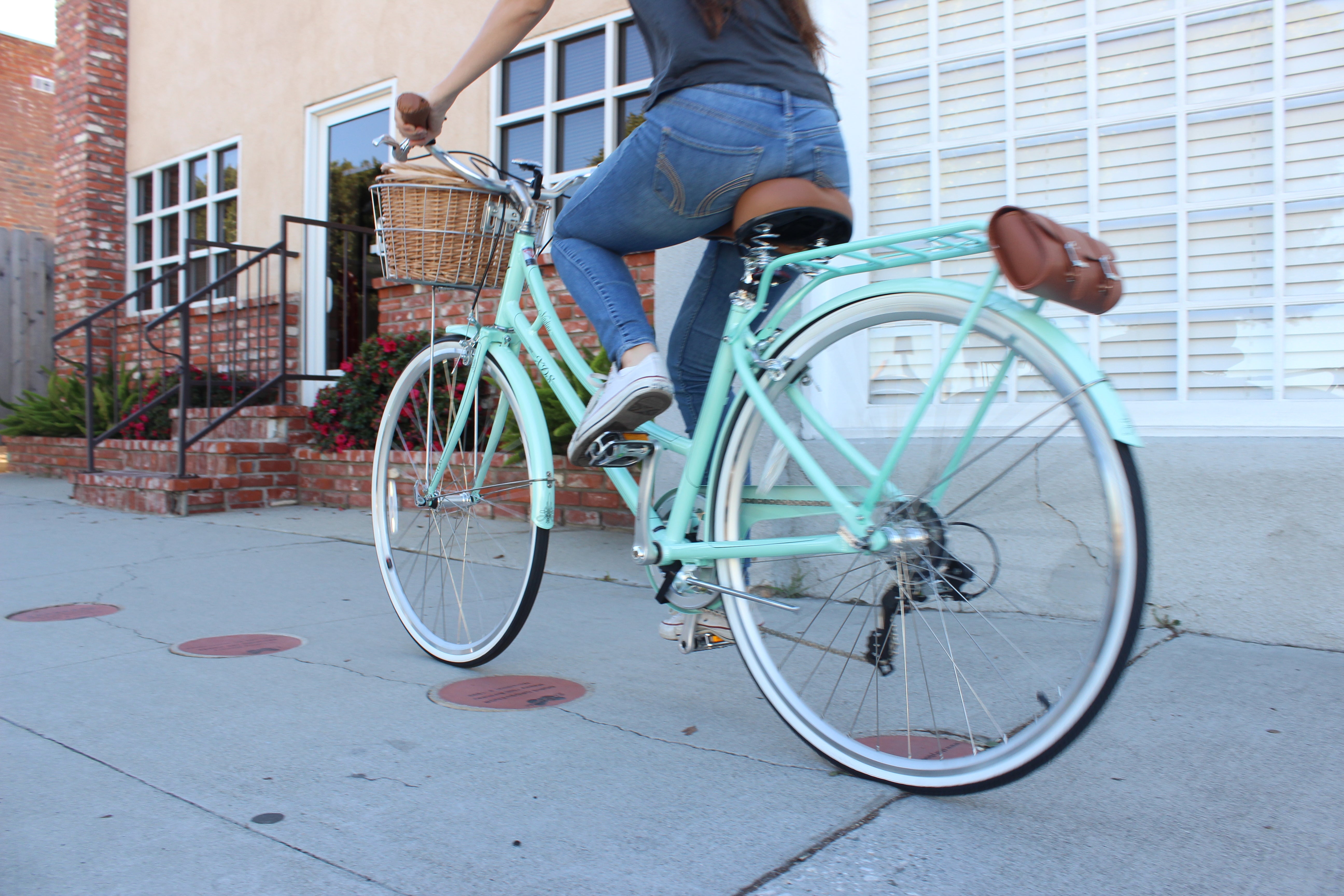 XDS Nadine 7sp Women's Step-Through City Bike // Pearl Mint