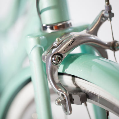 XDS Nadine 7sp Women's Step-Through City Bike // Pearl Mint